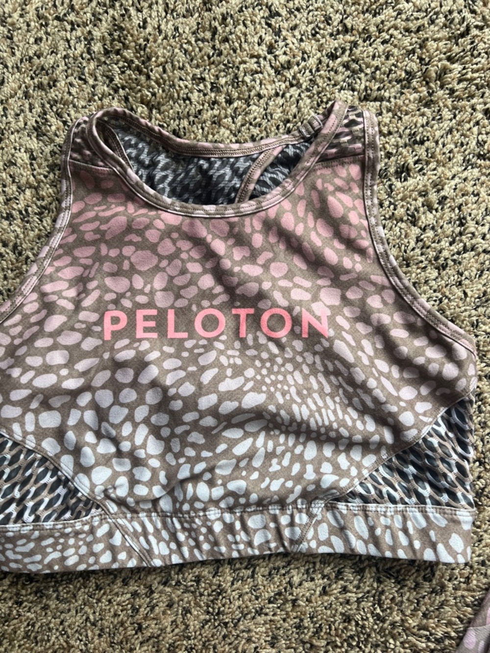 Peloton Pink and Light Gray Ombre Leopard Workout Set - Women’s Medium - Picture 3 of 6
